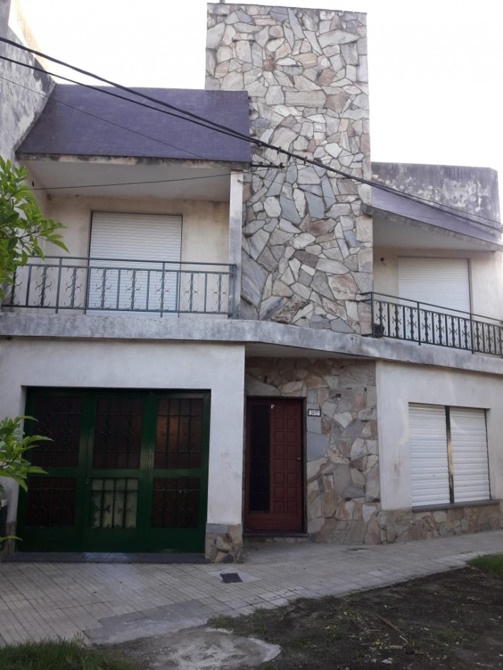 Casa la venta en zona Sur de tres dormitorios