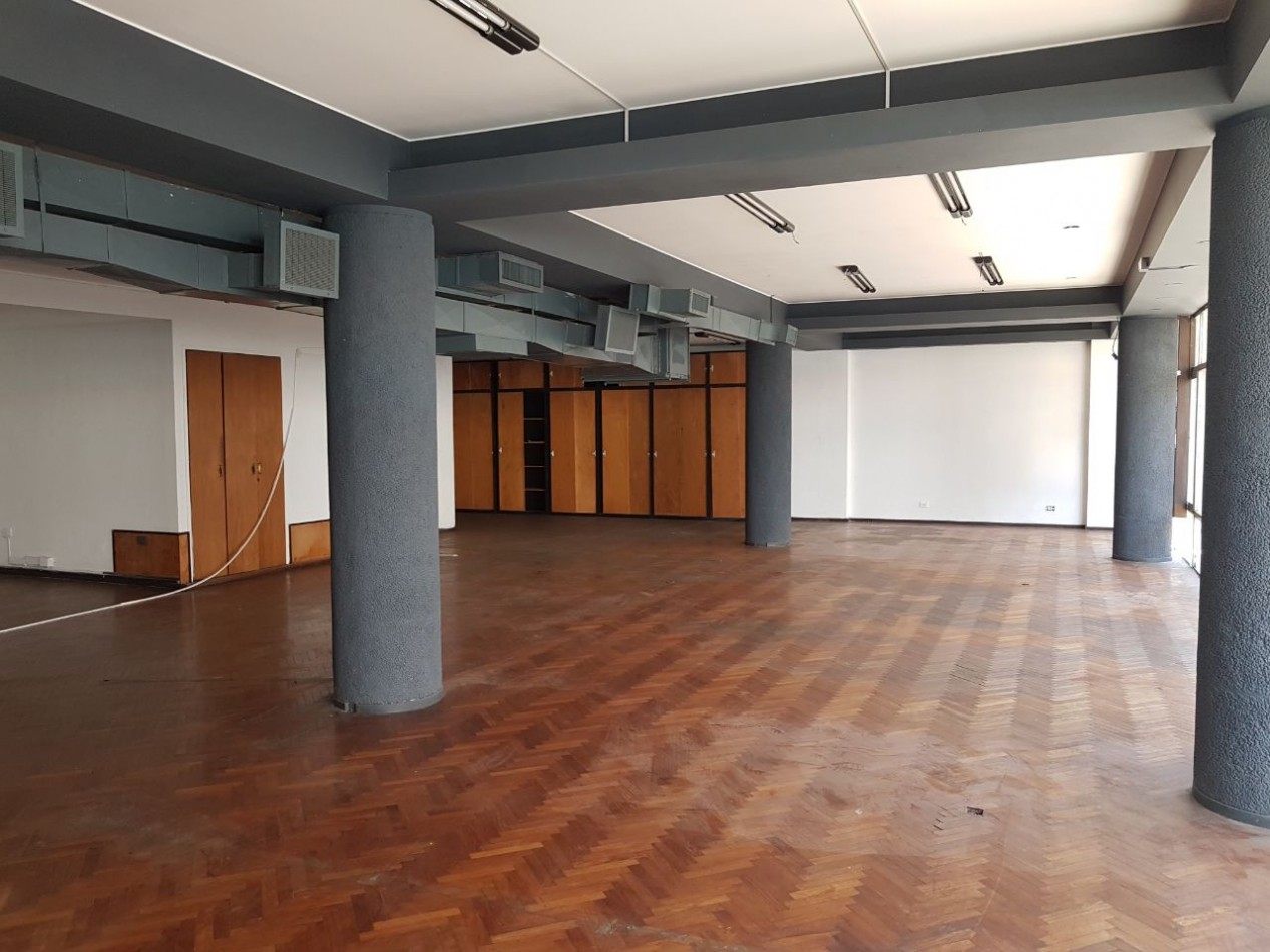 (ZONA CENTRO) Local comercial en alquiler