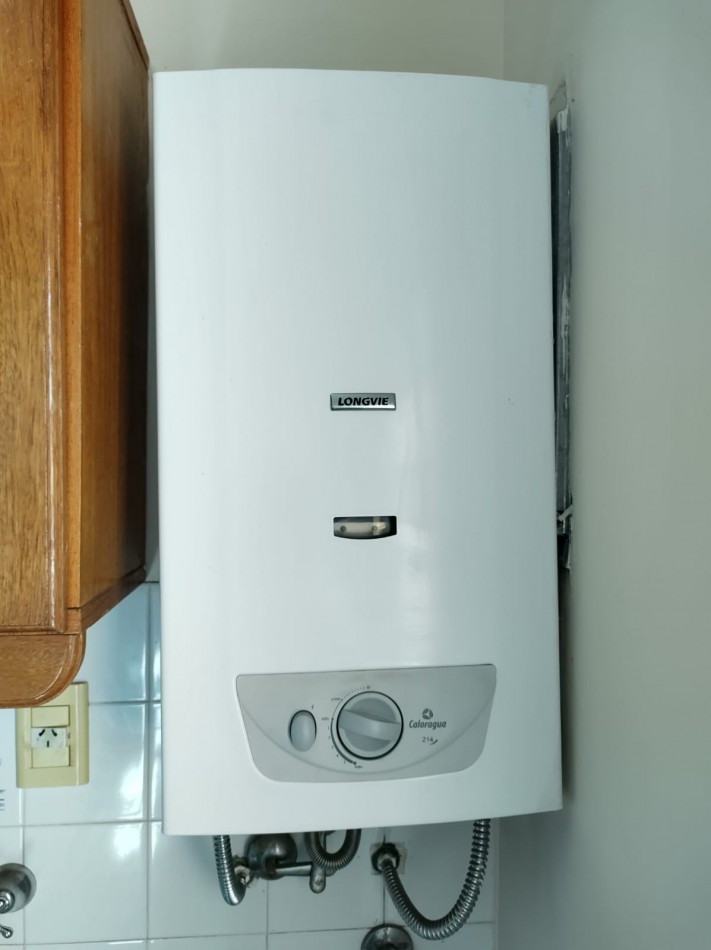 Departamento ubicado en calle General Lopez N° 3681, ingreso por PH.