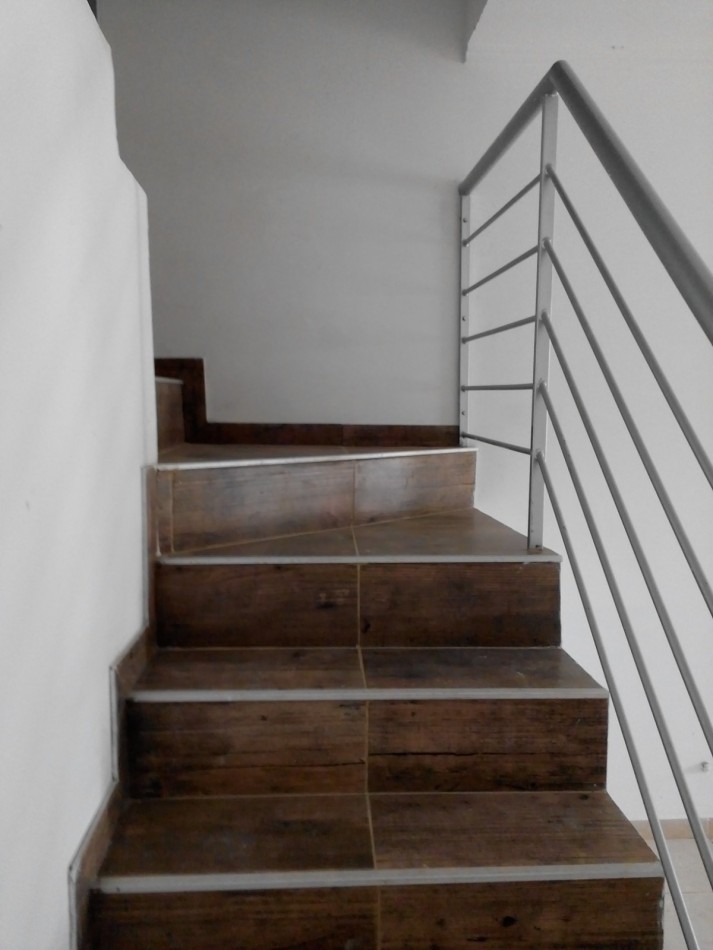 Casa en Av. French 1916 de 2 plantas con cochera