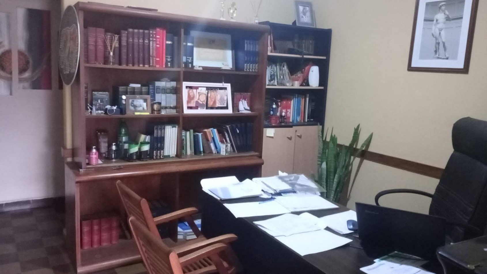 Casa de dos plantas 4 DE ENERO 6056 