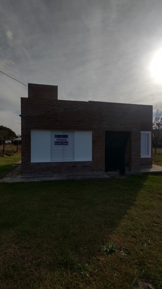 (Arroyo Leyes) Casa de 1 dormitorio